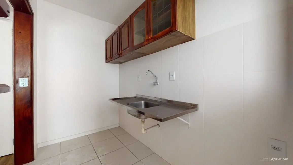 Apartamento com 1 quarto à venda, 38m2 em Centro Histórico, Porto Alegre - RS - imagem 5 Foto 5 de Apartamento com 1 quarto à venda, 38m2 em Centro Histórico, Porto Alegre - RS