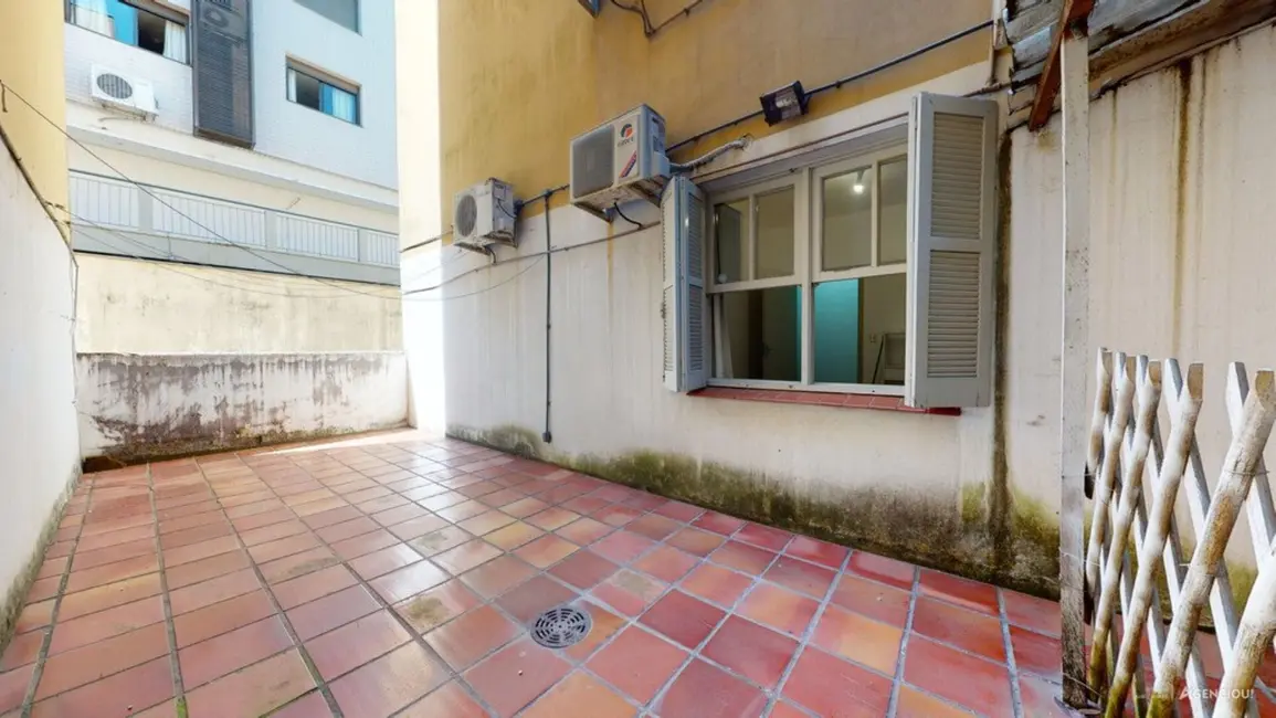 Foto 9 de Apartamento com 3 quartos à venda, 76m2 em Petrópolis, Porto Alegre - RS