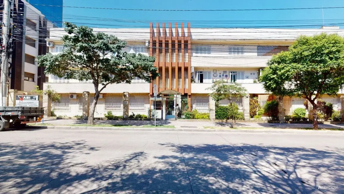 Foto 2 de Apartamento com 3 quartos à venda, 76m2 em Petrópolis, Porto Alegre - RS