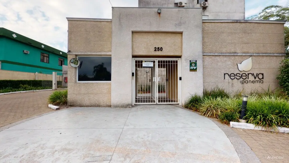 Foto 1 de Apartamento com 2 quartos à venda, 47m2 em Cavalhada, Porto Alegre - RS