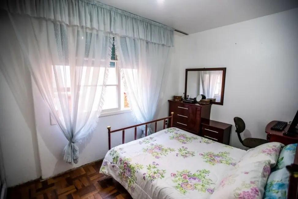 Apartamento com 3 quartos à venda, 59m2 em Passo da Areia, Porto Alegre - RS - imagem 7 Foto 7 de Apartamento com 3 quartos à venda, 59m2 em Passo da Areia, Porto Alegre - RS