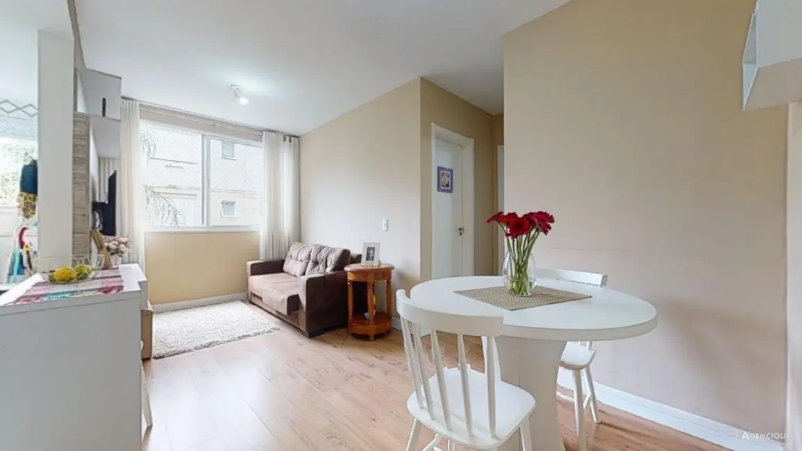 Foto 2 de Apartamento com 2 quartos à venda, 47m2 em Ipanema, Porto Alegre - RS