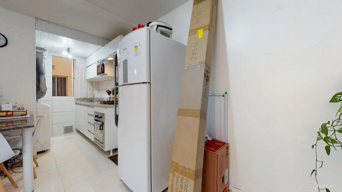 Foto 3 de Apartamento com 2 quartos à venda, 38m2 em Rubem Berta, Porto Alegre - RS