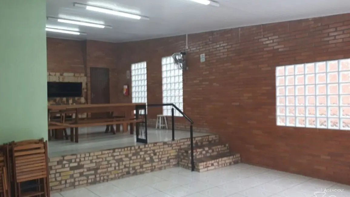 Apartamento com 3 quartos à venda, 68m2 em Cristal, Porto Alegre - RS - imagem 3 Foto 3 de Apartamento com 3 quartos à venda, 68m2 em Cristal, Porto Alegre - RS