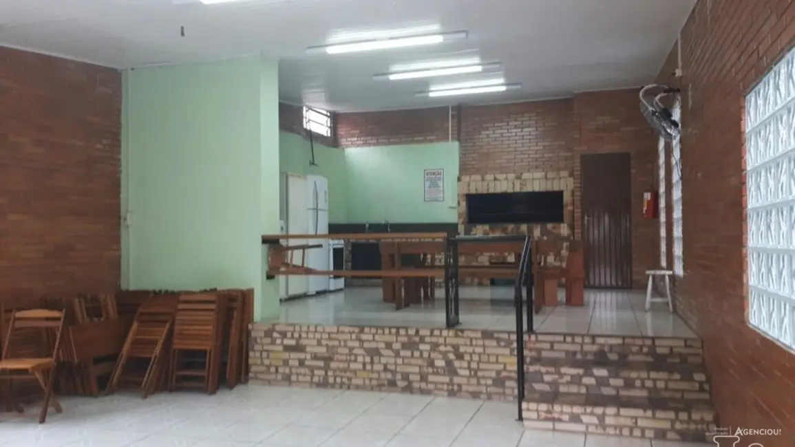 Foto 2 de Apartamento com 3 quartos à venda, 68m2 em Cristal, Porto Alegre - RS