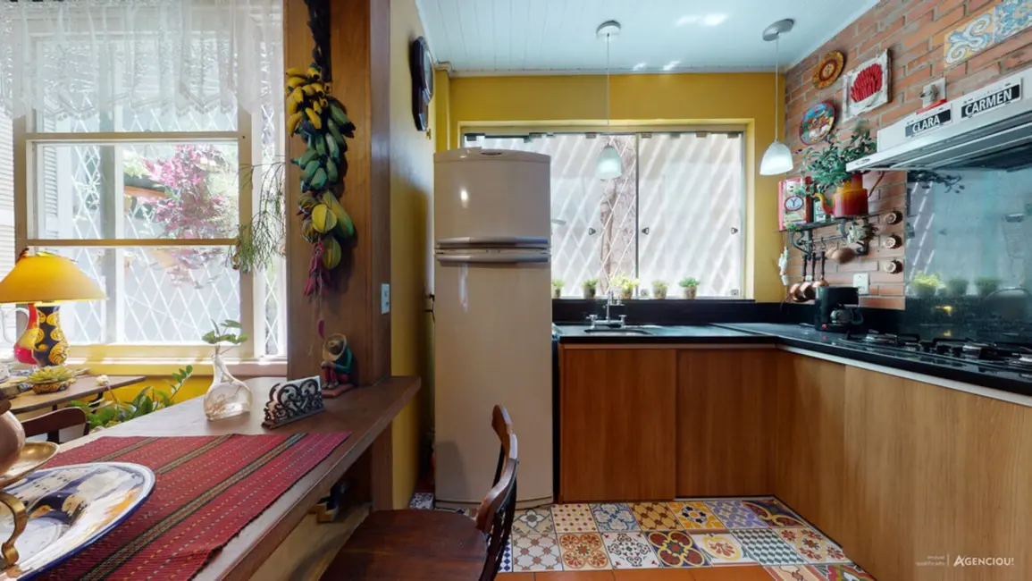 Foto 4 de Apartamento com 2 quartos à venda, 52m2 em São João, Porto Alegre - RS