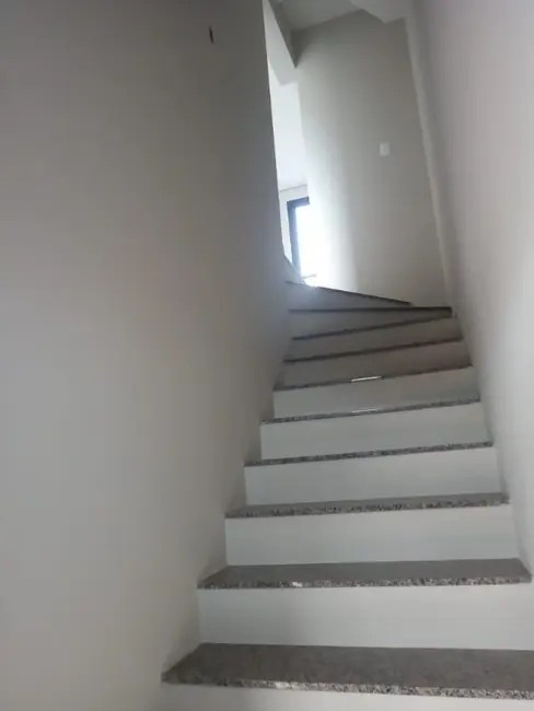 Casa com 2 quartos à venda, 106m2 em Nossa Senhora da Saúde, Caxias Do Sul - RS - imagem 7 Foto 7 de Casa com 2 quartos à venda, 106m2 em Nossa Senhora da Saúde, Caxias Do Sul - RS