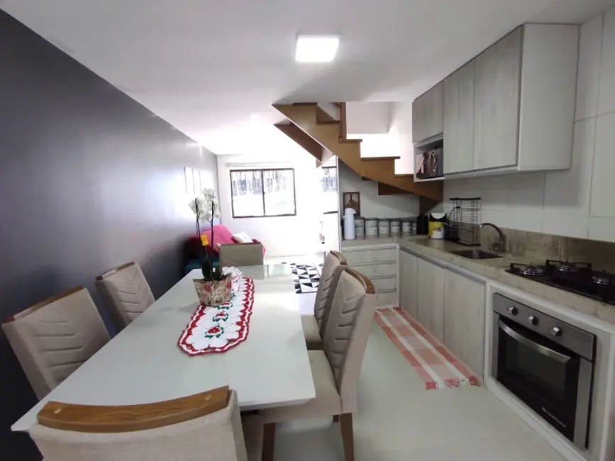 Casa com 2 quartos à venda, 85m2 em Nossa Senhora da Saúde, Caxias Do Sul - RS - imagem 9 Foto 9 de Casa com 2 quartos à venda, 85m2 em Nossa Senhora da Saúde, Caxias Do Sul - RS