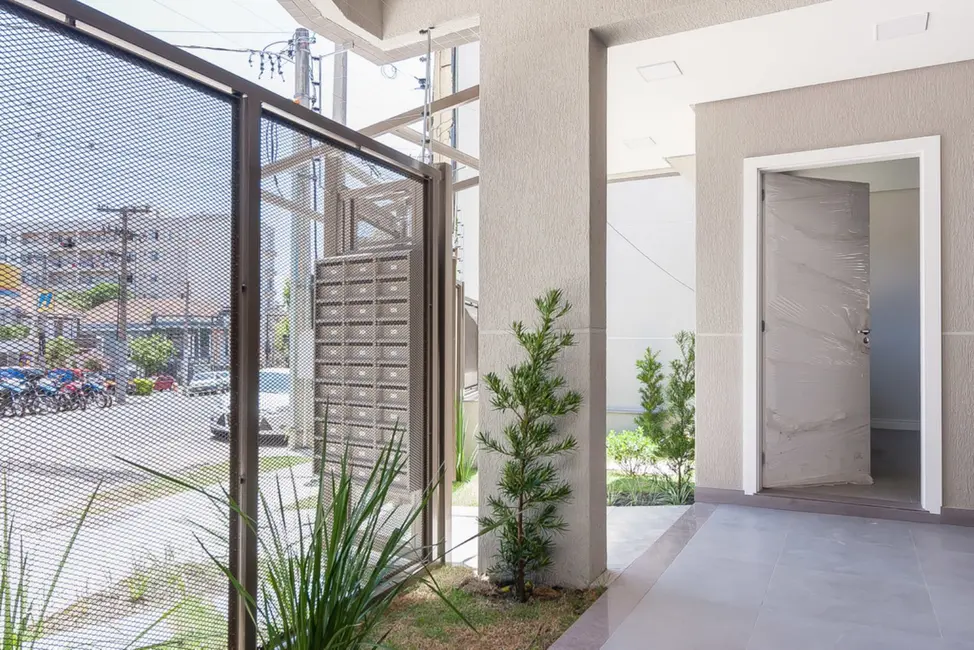 Foto 4 de Apartamento com 2 quartos à venda, 52m2 em Floresta, Porto Alegre - RS