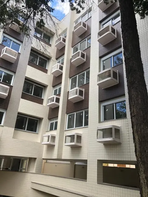 Foto 2 de Apartamento com 1 quarto à venda, 51m2 em Bom Jesus, Porto Alegre - RS