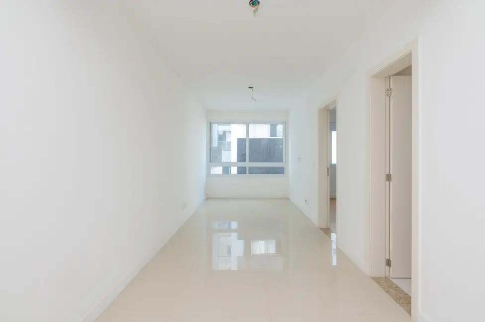 Apartamento com 1 quarto à venda, 44m2 em Passo da Areia, Porto Alegre - RS - imagem 4 Foto 4 de Apartamento com 1 quarto à venda, 44m2 em Passo da Areia, Porto Alegre - RS