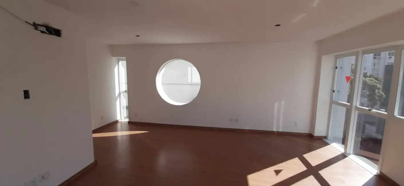 Sala Comercial à venda, 44m2 em Menino Deus, Porto Alegre - RS - imagem 3 Foto 3 de Sala Comercial à venda, 44m2 em Menino Deus, Porto Alegre - RS