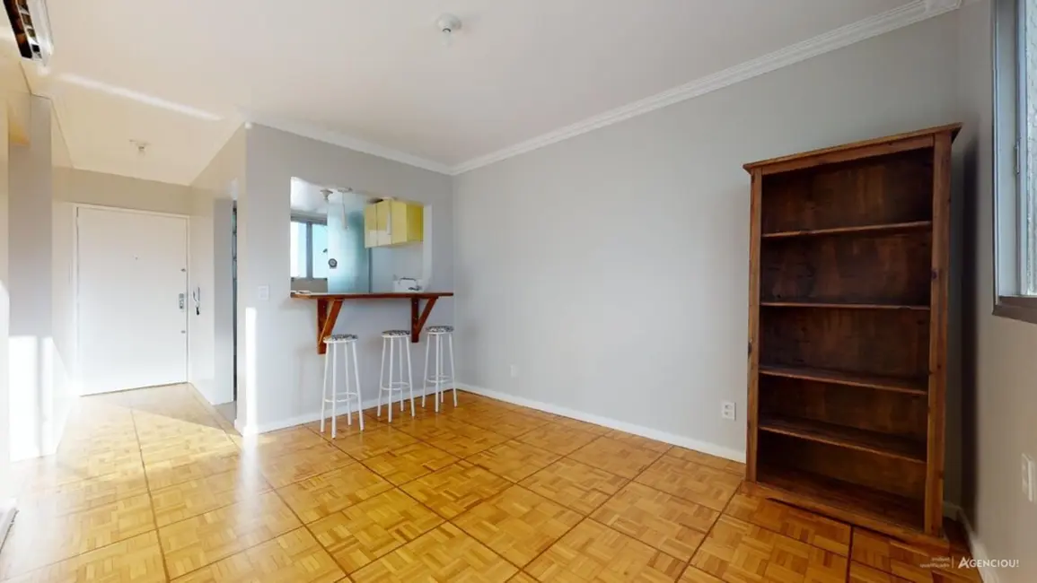 Apartamento com 1 quarto à venda, 43m2 em Centro Histórico, Porto Alegre - RS - imagem 3 Foto 3 de Apartamento com 1 quarto à venda, 43m2 em Centro Histórico, Porto Alegre - RS
