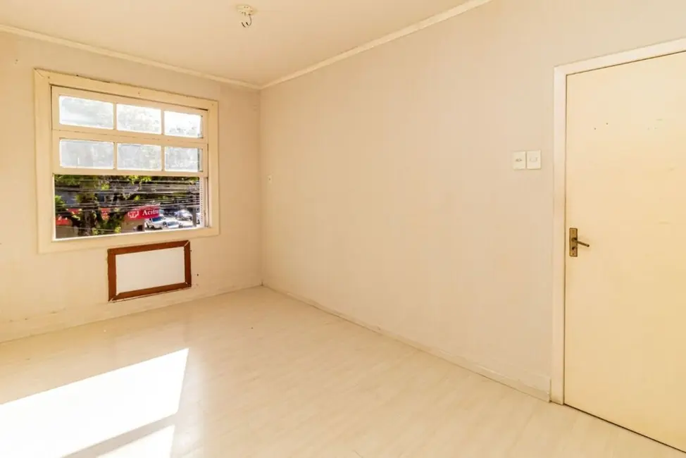 Foto 9 de Apartamento com 2 quartos à venda, 74m2 em São Geraldo, Porto Alegre - RS