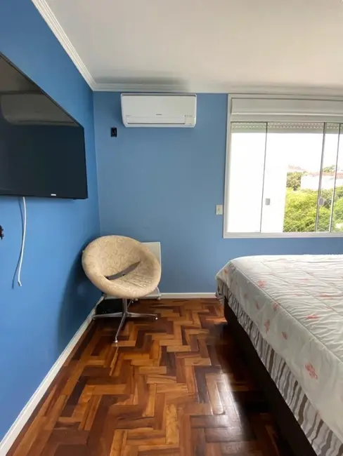 Foto 8 de Apartamento com 3 quartos à venda, 61m2 em Cristal, Porto Alegre - RS