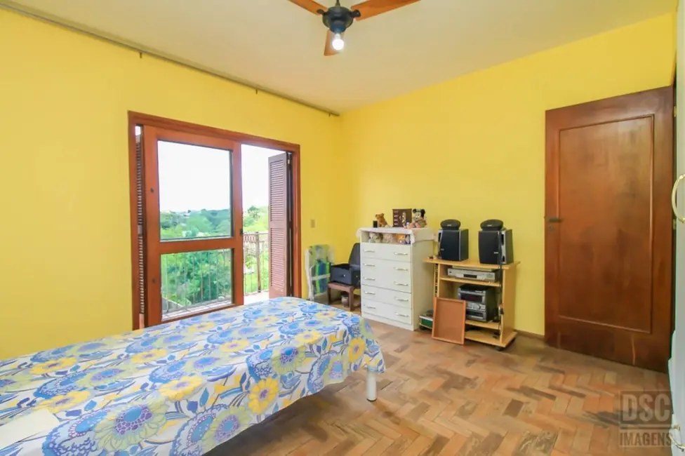 Foto 2 de Casa com 3 quartos à venda, 299m2 em Glória, Porto Alegre - RS