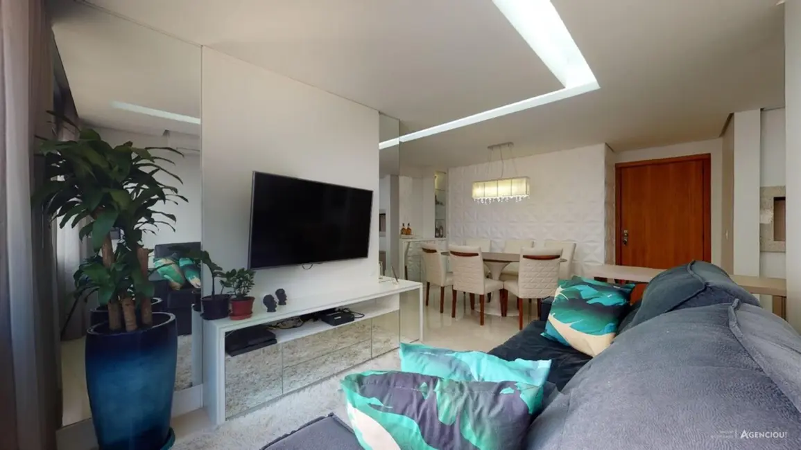 Foto 7 de Apartamento com 3 quartos à venda, 72m2 em Medianeira, Porto Alegre - RS