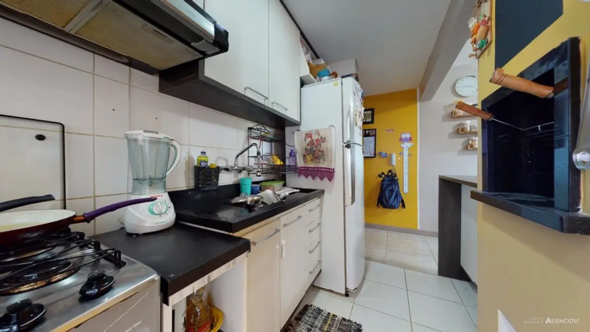 Foto 6 de Apartamento com 3 quartos à venda, 71m2 em Cavalhada, Porto Alegre - RS