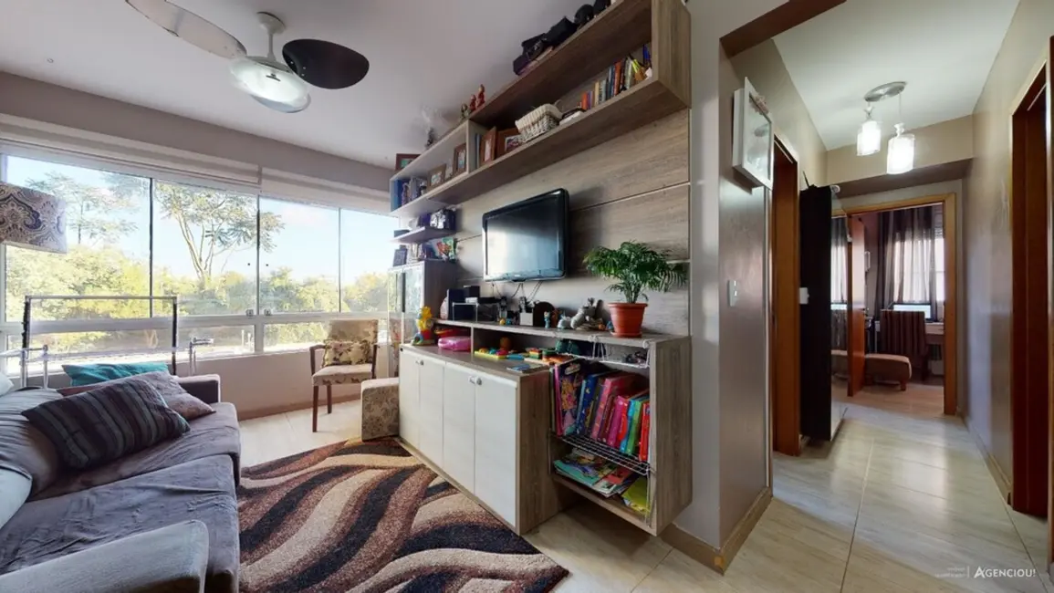 Foto 3 de Apartamento com 3 quartos à venda, 71m2 em Cavalhada, Porto Alegre - RS