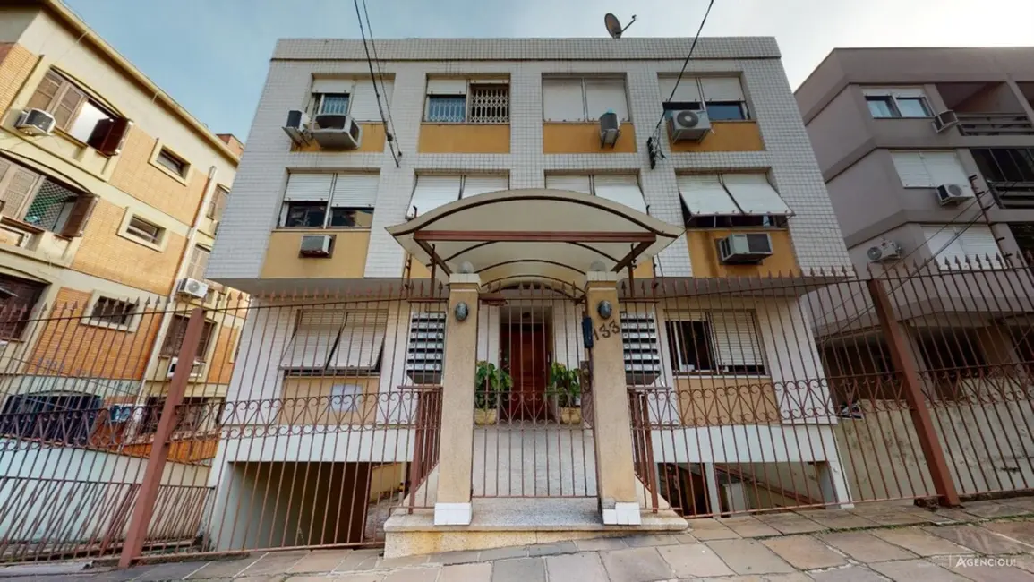 Apartamento com 2 quartos à venda, 70m2 em Auxiliadora, Porto Alegre - RS - imagem 3 Foto 3 de Apartamento com 2 quartos à venda, 70m2 em Auxiliadora, Porto Alegre - RS