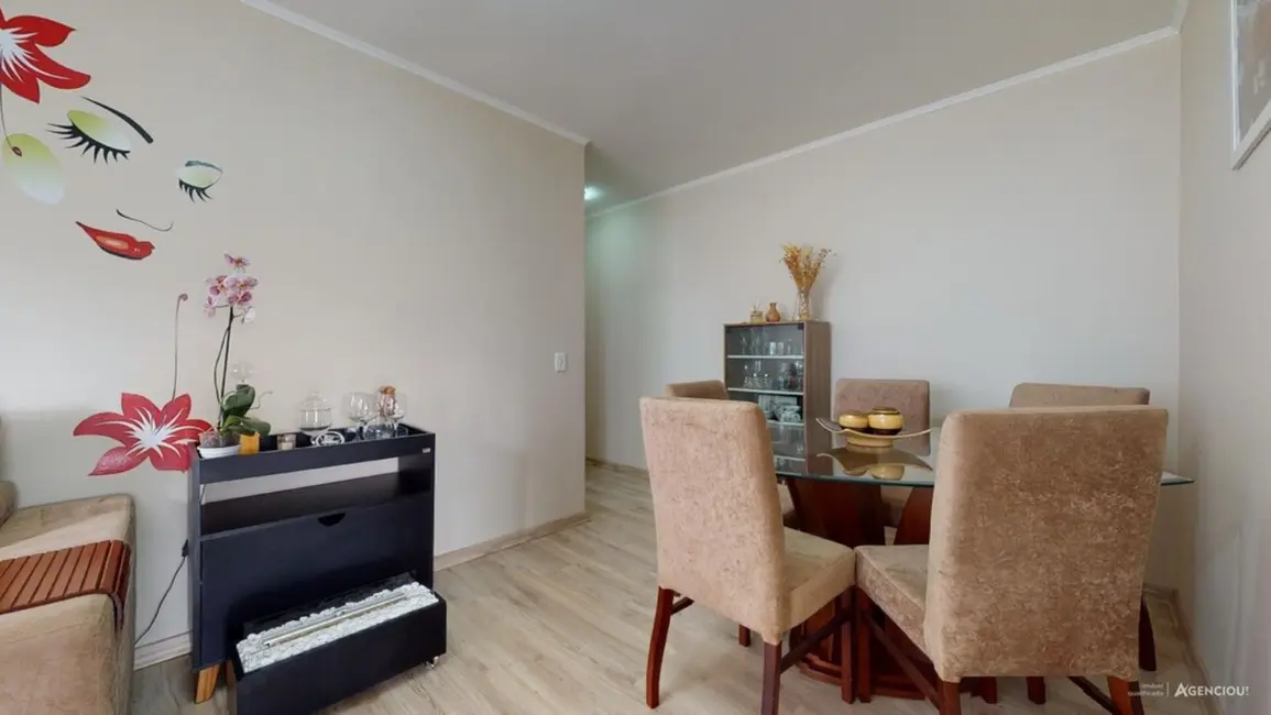 Apartamento com 2 quartos à venda, 70m2 em Auxiliadora, Porto Alegre - RS - imagem 8 Foto 8 de Apartamento com 2 quartos à venda, 70m2 em Auxiliadora, Porto Alegre - RS