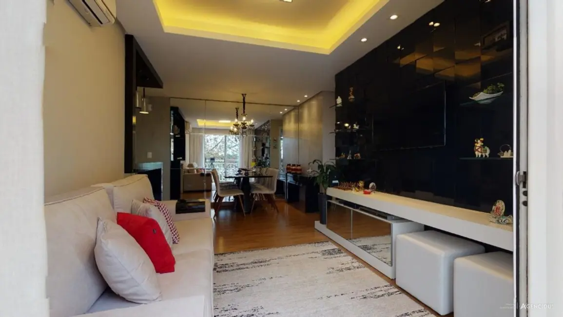 Foto 4 de Apartamento com 2 quartos à venda, 63m2 em Cristal, Porto Alegre - RS