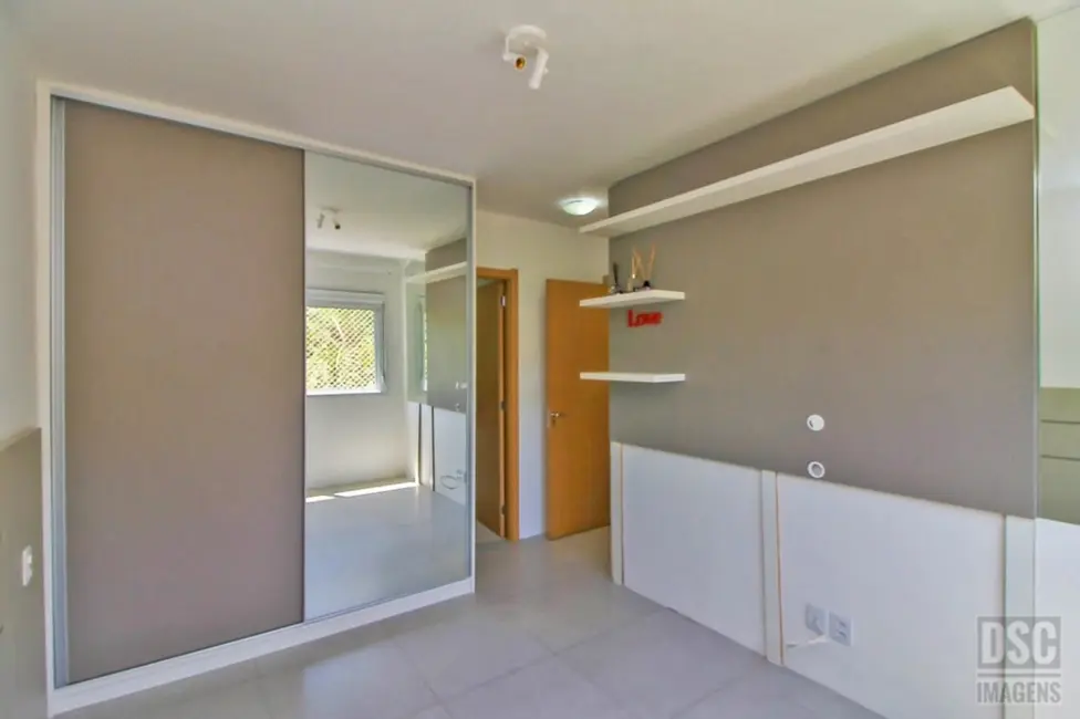 Foto 7 de Apartamento com 2 quartos à venda, 60m2 em Teresópolis, Porto Alegre - RS