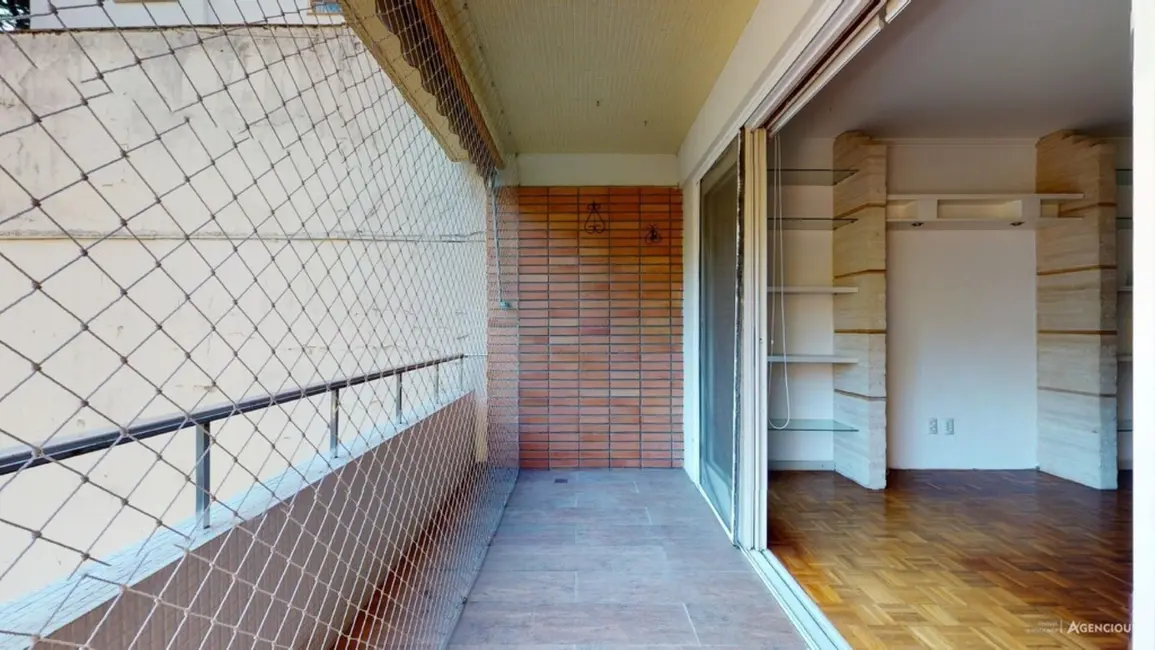 Foto 8 de Apartamento com 3 quartos à venda, 167m2 em Floresta, Porto Alegre - RS