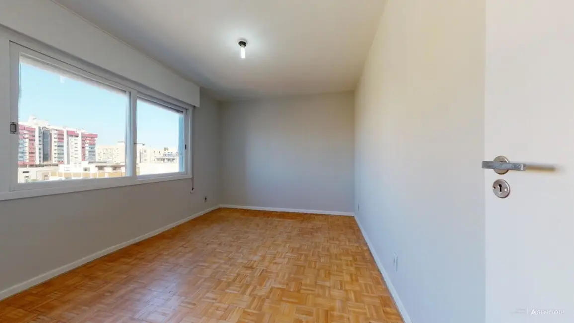 Apartamento com 2 quartos à venda, 74m2 em Menino Deus, Porto Alegre - RS - imagem 5 Foto 5 de Apartamento com 2 quartos à venda, 74m2 em Menino Deus, Porto Alegre - RS