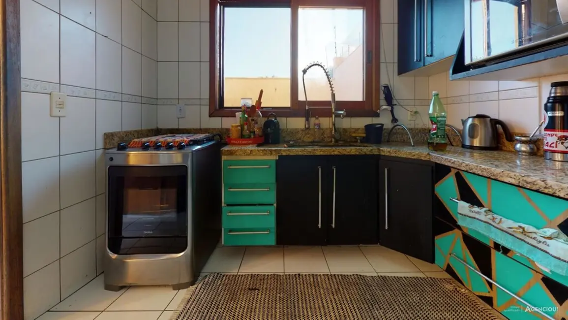 Casa com 3 quartos à venda, 145m2 em Cavalhada, Porto Alegre - RS - imagem 7 Foto 7 de Casa com 3 quartos à venda, 145m2 em Cavalhada, Porto Alegre - RS