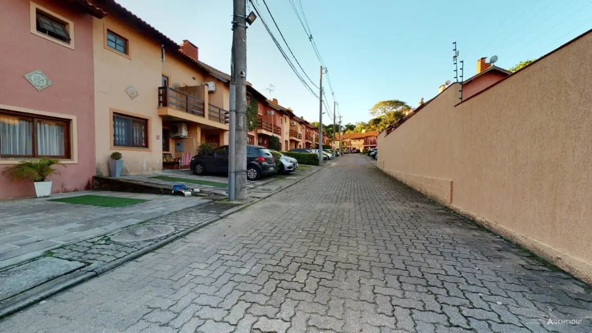 Casa com 3 quartos à venda, 145m2 em Cavalhada, Porto Alegre - RS - imagem 3 Foto 3 de Casa com 3 quartos à venda, 145m2 em Cavalhada, Porto Alegre - RS