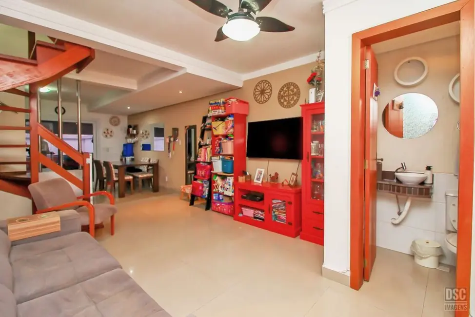 Foto 5 de Casa com 3 quartos à venda, 120m2 em Guarujá, Porto Alegre - RS