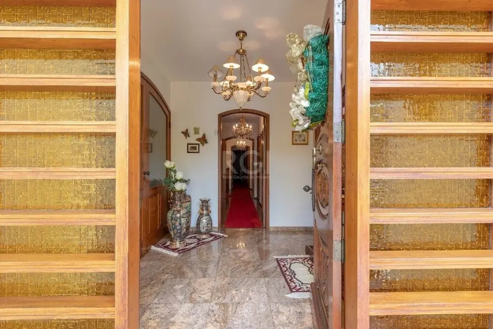 Foto 2 de Casa com 4 quartos à venda, 725m2 em Vila Assunção, Porto Alegre - RS