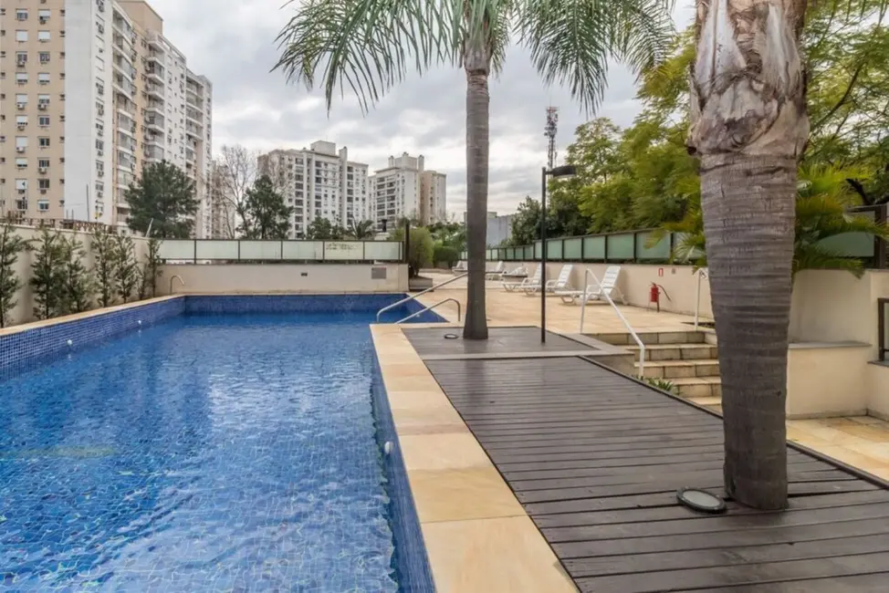 Apartamento com 3 quartos à venda, 76m2 em Passo da Areia, Porto Alegre - RS - imagem 4 Foto 4 de Apartamento com 3 quartos à venda, 76m2 em Passo da Areia, Porto Alegre - RS