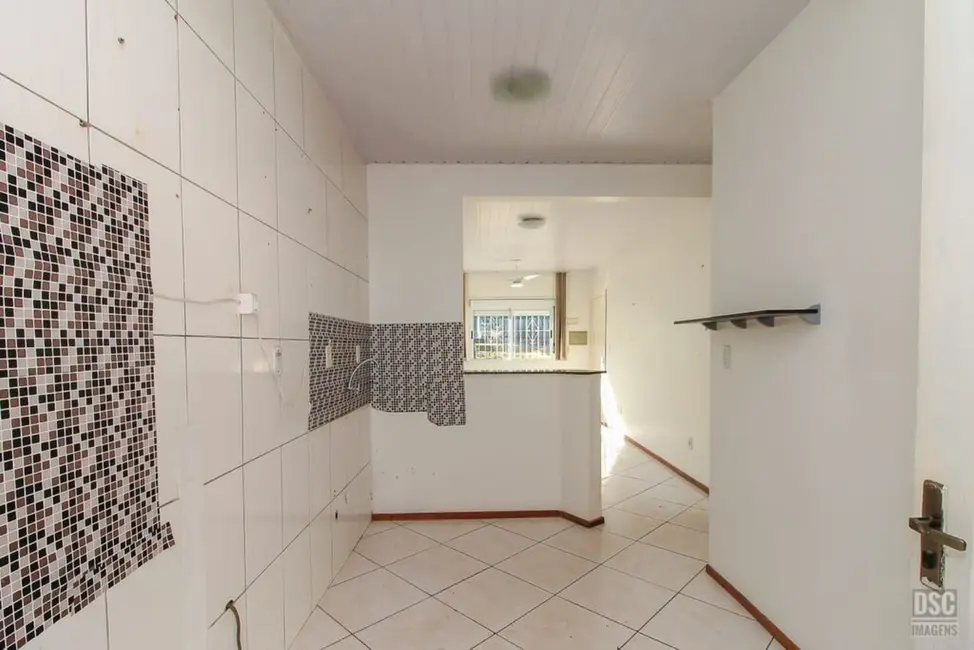 Foto 2 de Casa com 2 quartos à venda, 52m2 em Aberta dos Morros, Porto Alegre - RS
