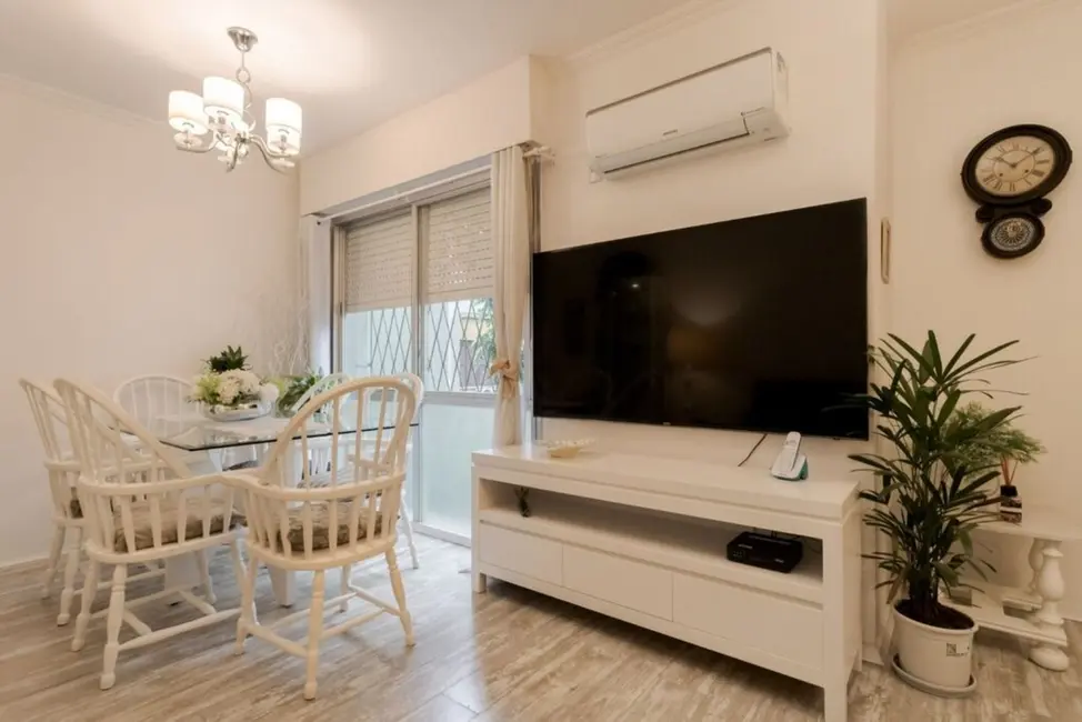 Foto 2 de Apartamento com 2 quartos à venda, 75m2 em Petrópolis, Porto Alegre - RS