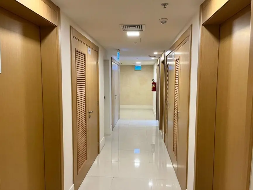 Foto 3 de Sala Comercial à venda, 32m2 em Cristo Redentor, Porto Alegre - RS