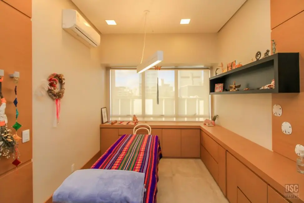 Sala Comercial à venda, 40m2 em Rio Branco, Porto Alegre - RS - imagem 4 Foto 4 de Sala Comercial à venda, 40m2 em Rio Branco, Porto Alegre - RS
