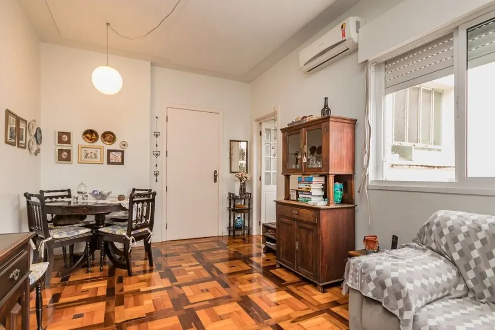 Foto 5 de Apartamento com 2 quartos à venda, 60m2 em São João, Porto Alegre - RS