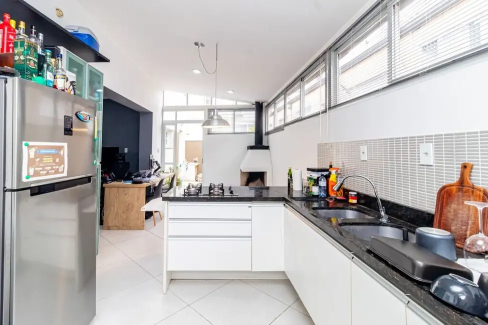 Foto 7 de Apartamento com 2 quartos à venda, 92m2 em São João, Porto Alegre - RS