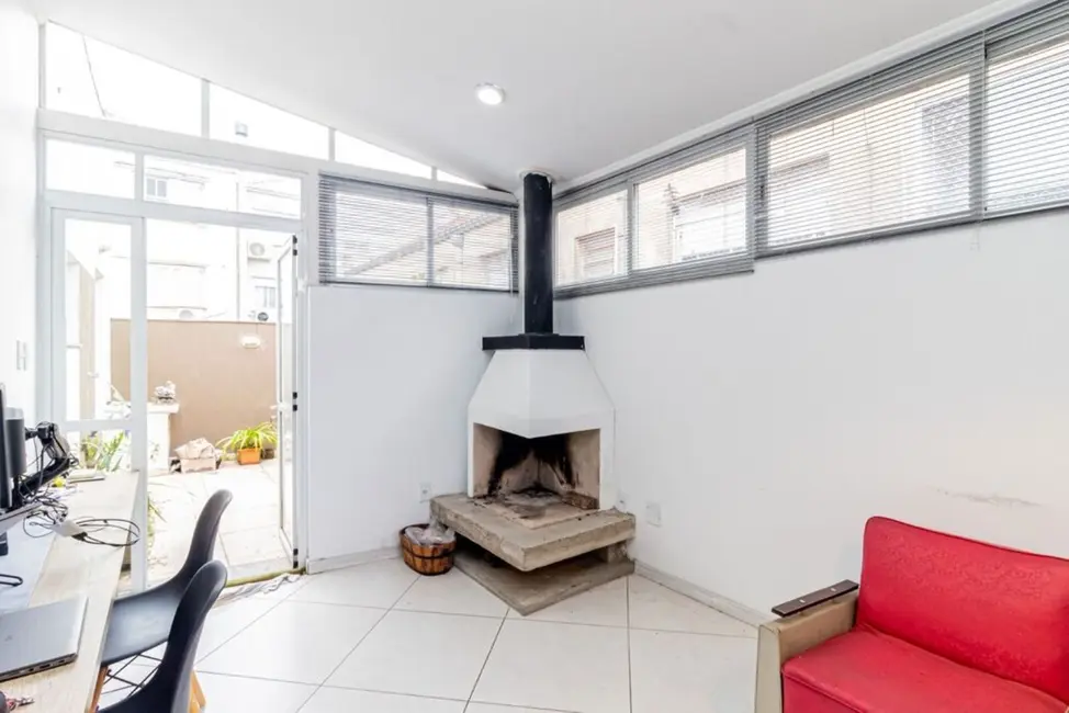 Foto 3 de Apartamento com 2 quartos à venda, 92m2 em São João, Porto Alegre - RS