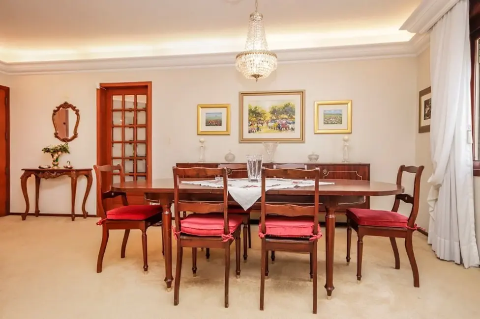 Apartamento com 3 quartos à venda, 109m2 em Auxiliadora, Porto Alegre - RS - imagem 4 Foto 4 de Apartamento com 3 quartos à venda, 109m2 em Auxiliadora, Porto Alegre - RS