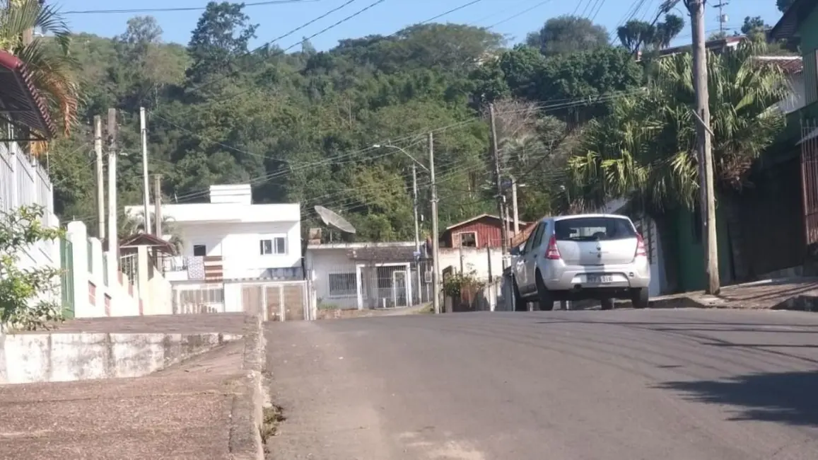 Foto 6 de Terreno / Lote à venda, 42m2 em Agronomia, Porto Alegre - RS