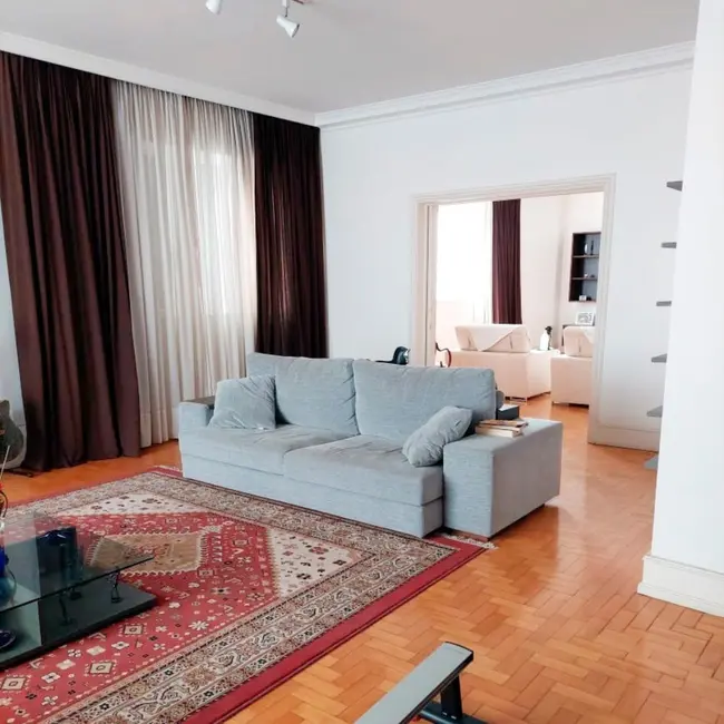 Apartamento com 3 quartos à venda, 270m2 em Moinhos de Vento, Porto Alegre - RS - imagem 6 Foto 6 de Apartamento com 3 quartos à venda, 270m2 em Moinhos de Vento, Porto Alegre - RS