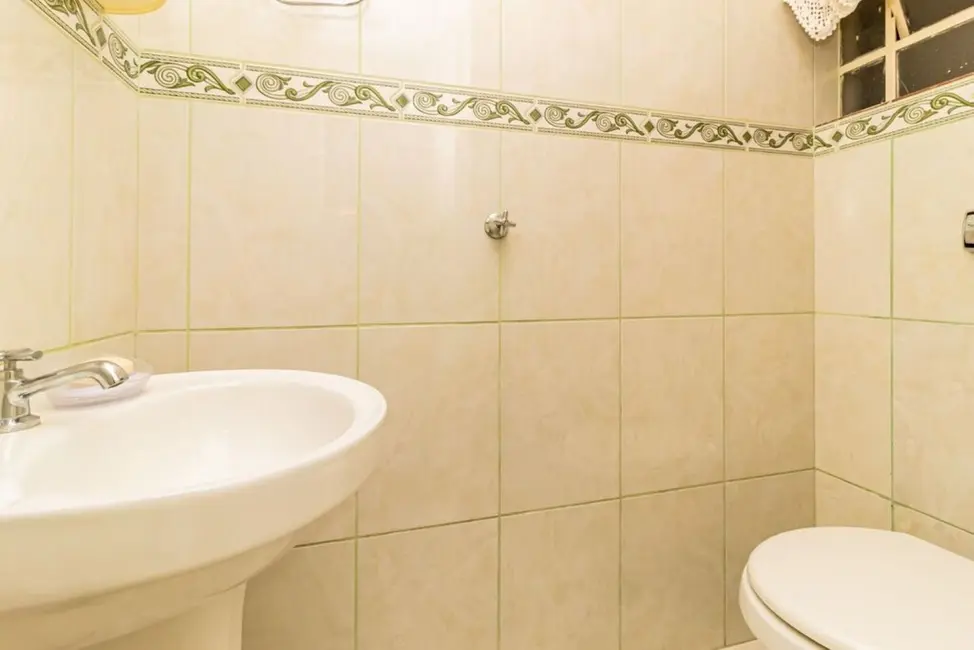 Apartamento com 2 quartos à venda, 103m2 em Centro Histórico, Porto Alegre - RS - imagem 8 Foto 8 de Apartamento com 2 quartos à venda, 103m2 em Centro Histórico, Porto Alegre - RS