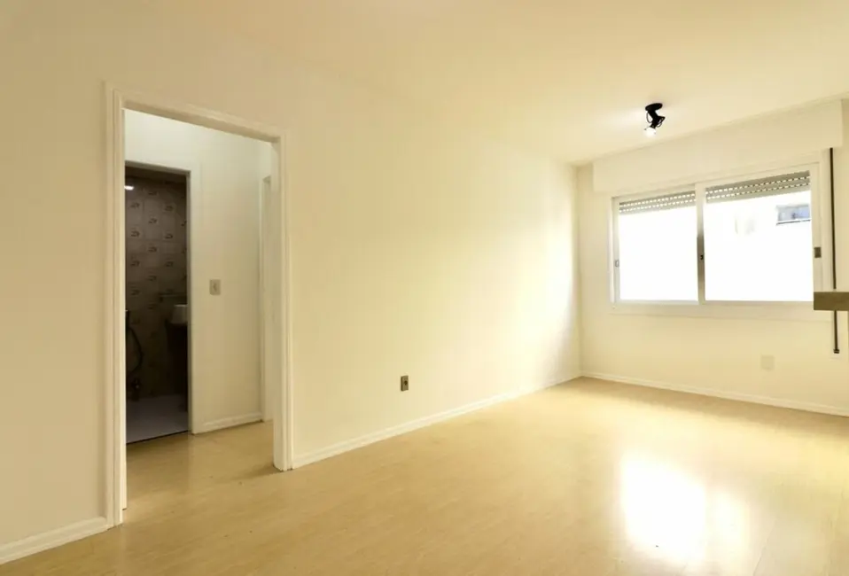 Foto 5 de Apartamento com 1 quarto à venda, 44m2 em Mont Serrat, Porto Alegre - RS