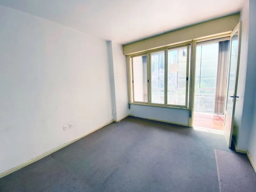 Foto 8 de Apartamento com 2 quartos à venda, 105m2 em Independência, Porto Alegre - RS