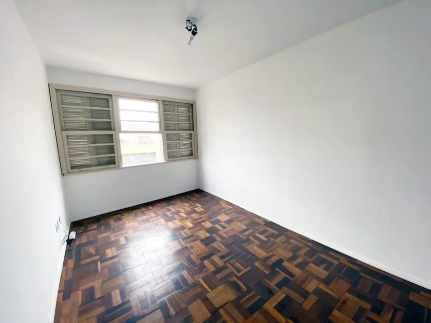 Foto 2 de Apartamento com 3 quartos à venda, 91m2 em Floresta, Porto Alegre - RS