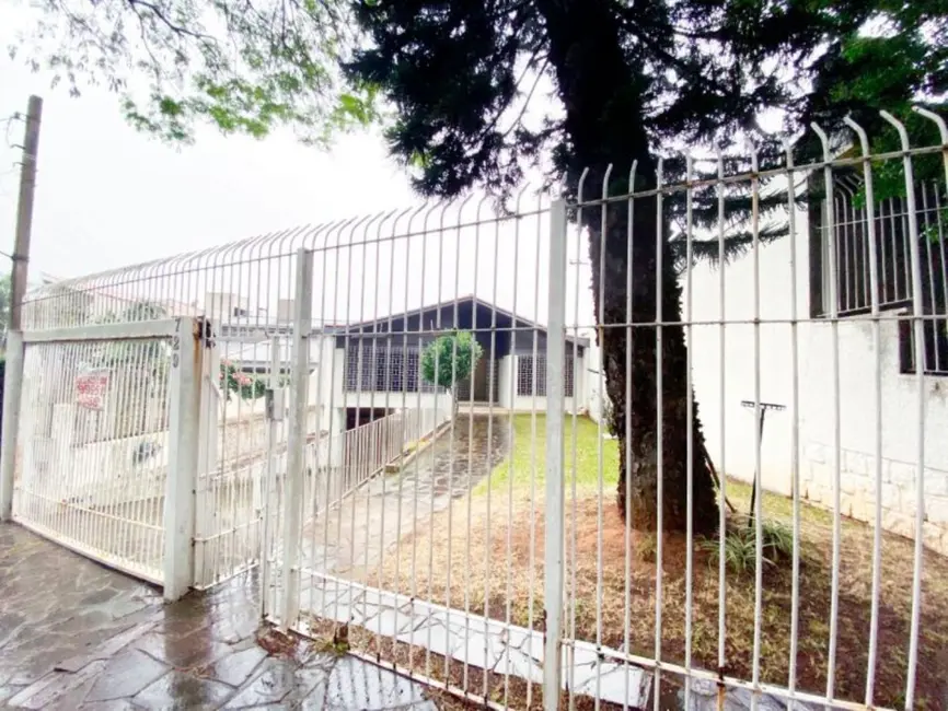 Casa com 3 quartos à venda, 340m2 em Três Figueiras, Porto Alegre - RS - imagem 4 Foto 4 de Casa com 3 quartos à venda, 340m2 em Três Figueiras, Porto Alegre - RS