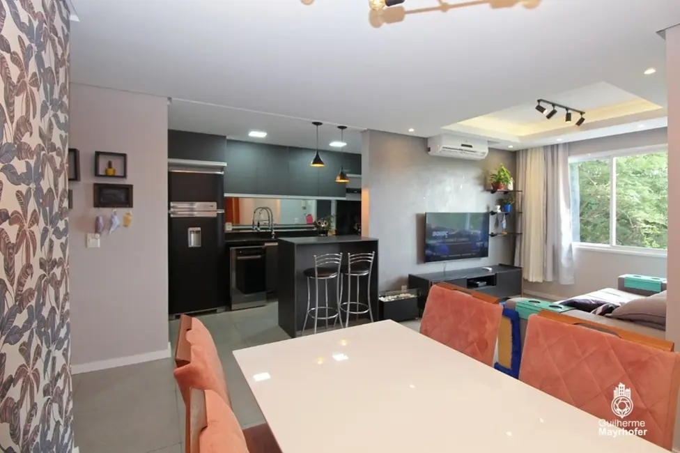 Foto 4 de Apartamento com 3 quartos à venda, 71m2 em Medianeira, Porto Alegre - RS